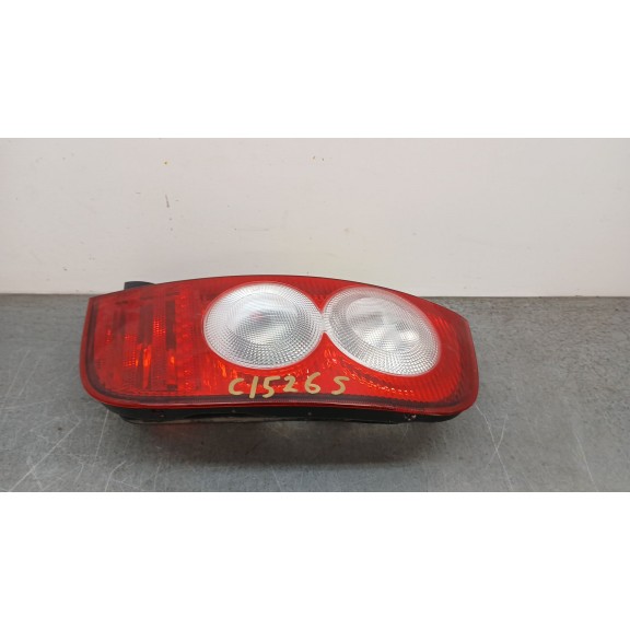 Recambio de piloto trasero derecho para nissan micra (k12e) acenta referencia OEM IAM 26550AX720  