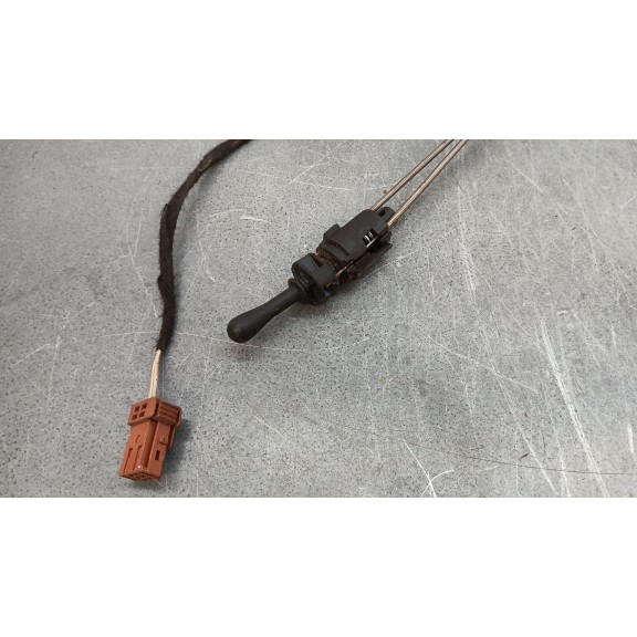 Recambio de retrovisor izquierdo para peugeot 207/207+ (wa_, wc_) 1.4 referencia OEM IAM 96805881xt  