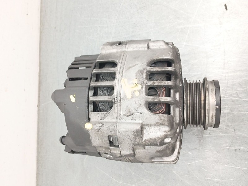Recambio de alternador para skoda superb i (3u4) 1.9 tdi referencia OEM IAM 028903031a  