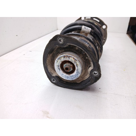 Recambio de amortiguador delantero derecho para volkswagen tiguan advance bmt referencia OEM IAM 5QF412  