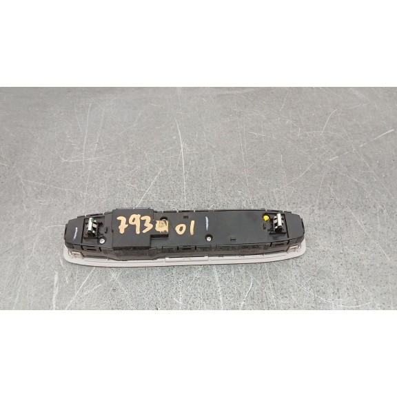 Recambio de luz interior para tesla model 3 (5yj3) ev referencia OEM IAM 109257300m  