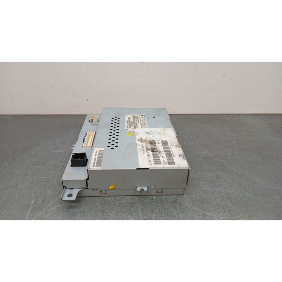 Recambio de pantalla multifuncion para fiat freemont (345_) 2.0 jtd referencia OEM IAM   RADIO