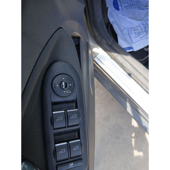 Recambio de retrovisor izquierdo para ford kuga i 2.5 4x4 referencia OEM IAM   