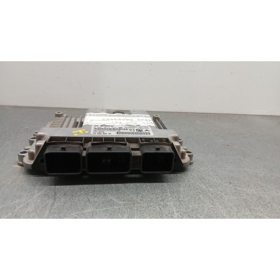 Recambio de centralita motor uce para peugeot 5008 premium referencia OEM IAM 9666986680 0281013334 