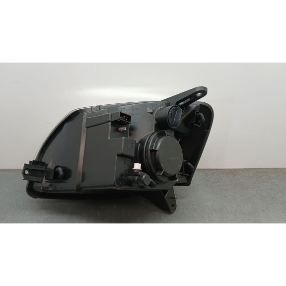 Recambio de faro derecho para citroën berlingo 1.4 referencia OEM IAM 6205aw  
