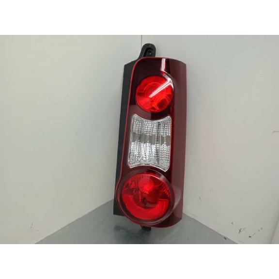 Recambio de piloto trasero derecho para citroën berlingo station wagon referencia OEM IAM 9677205480  2 PUERTAS OSCURO