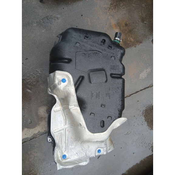 Recambio de deposito combustible para mercedes-benz gla (h247) gla 200 d (247.712) referencia OEM IAM a1770016899  