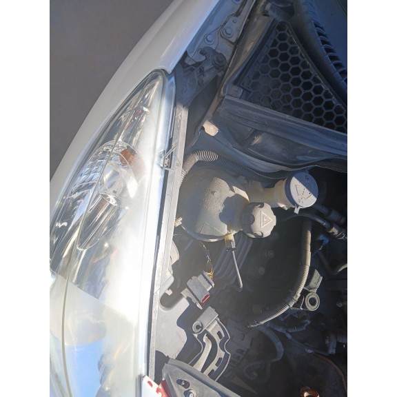 Recambio de faro derecho para peugeot 207/207+ (wa_, wc_) 1.4 hdi referencia OEM IAM   