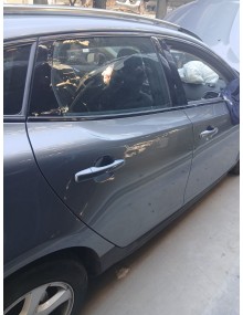 Recambio de puerta trasera derecha para volvo v40 hatchback (525) d2 referencia OEM IAM 32351000   2