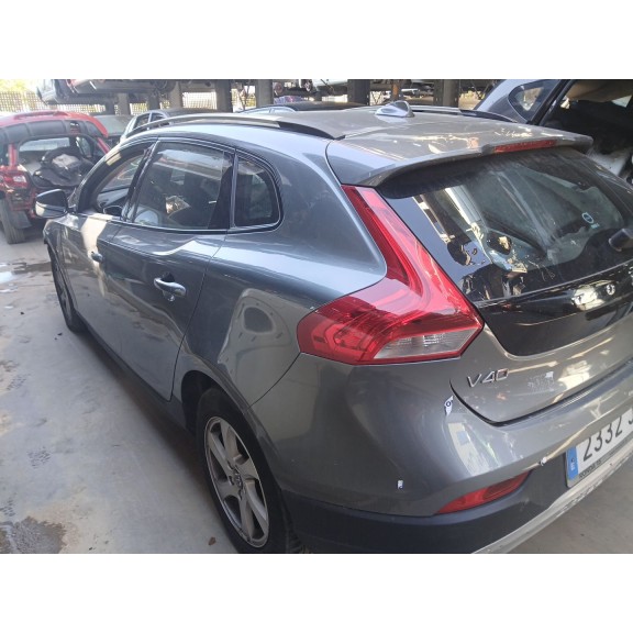 volvo v40 hatchback (525) del año 2015