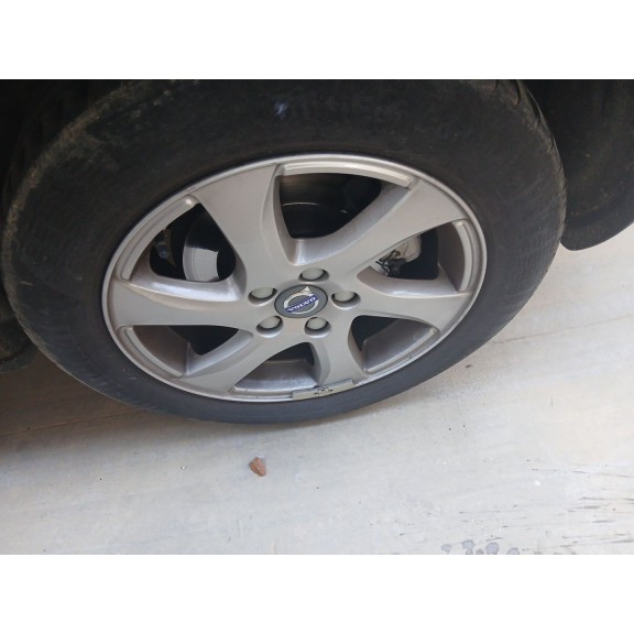 volvo v40 hatchback (525) del año 2015