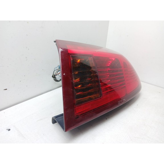 Recambio de piloto trasero izquierdo para cadillac cts 3.2 elegance referencia OEM IAM 10010605  