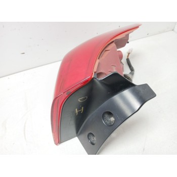 Recambio de piloto trasero izquierdo para kia rio iv (yb, sc, fb) 1.4 crdi 90 referencia OEM IAM 92401h8  