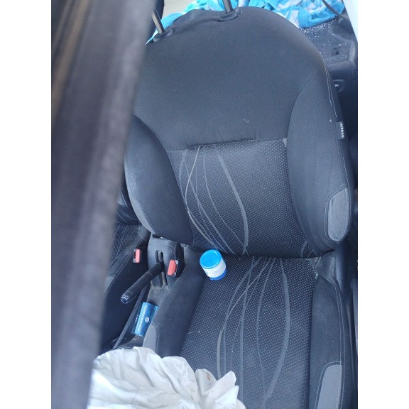 peugeot 208 i (ca_, cc_) del año 2013