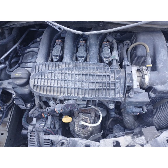 peugeot 208 i (ca_, cc_) del año 2013