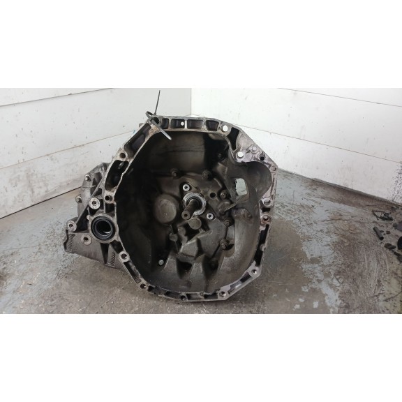 Recambio de caja casco para renault twingo ii (cn0_) 1.5 dci 90 referencia OEM IAM JR5308  