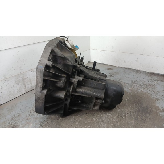 Recambio de caja casco para renault twingo ii (cn0_) 1.5 dci 90 referencia OEM IAM JR5308  