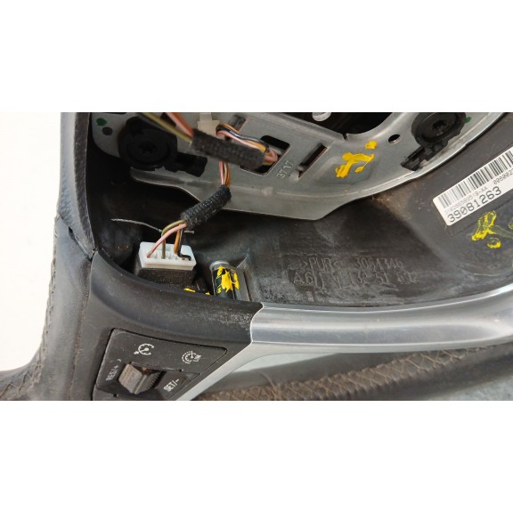 Recambio de volante para opel mokka x excellence referencia OEM IAM 39081263  