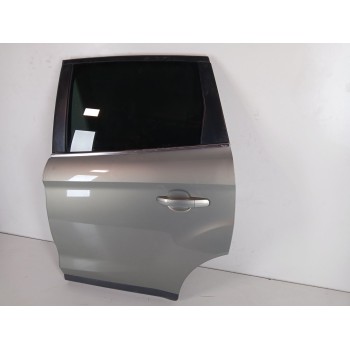 Recambio de puerta trasera izquierda para ford kuga i 2.5 4x4 referencia OEM IAM 1520947  