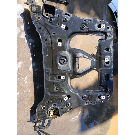 Recambio de puente delantero para mercedes-benz gla (h247) gla 200 d (247.712) referencia OEM IAM A1776207101  
