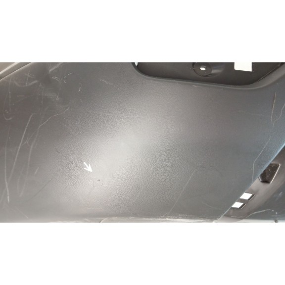Recambio de paragolpes trasero para chevrolet captiva 2.0 diesel cat referencia OEM IAM 96671242  