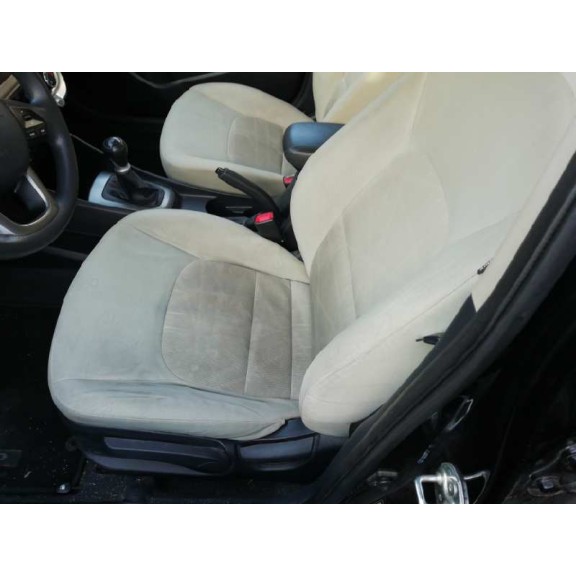 kia rio del año 2012