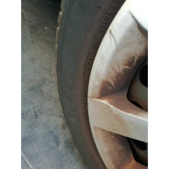 kia rio del año 2012