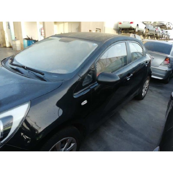 kia rio del año 2012