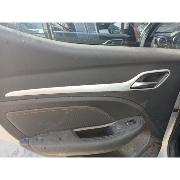 Recambio de guarnecido puerta trasera izquierda para mg mg zs suv 1.0 t-gdi referencia OEM IAM   