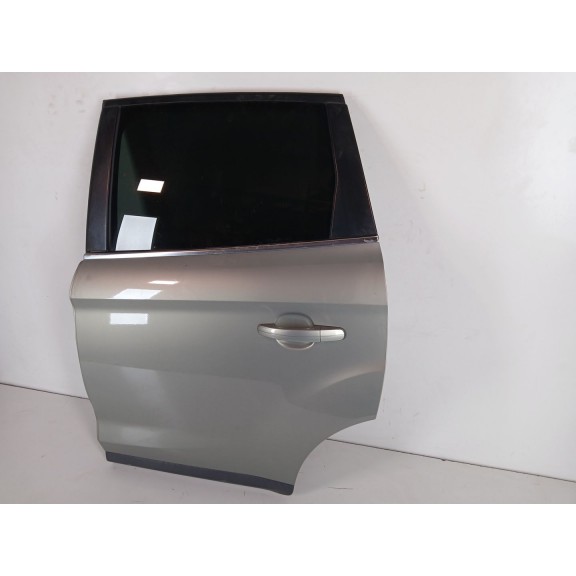 Recambio de puerta trasera izquierda para ford kuga i 2.5 4x4 referencia OEM IAM 1520947  