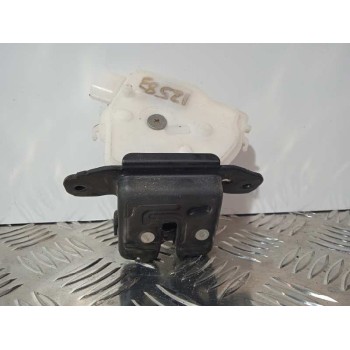 Recambio de cerradura maletero / porton para toyota yaris hybrid active referencia OEM IAM 6935002090 3 PINES 