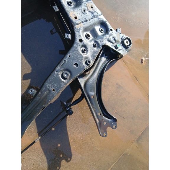 Recambio de puente delantero para hyundai tucson (nx4e, nx4a) 1.6 t-gdi referencia OEM IAM 62405N7050  