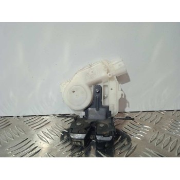 Recambio de cerradura maletero / porton para toyota yaris hybrid active referencia OEM IAM 6935002090 3 PINES 