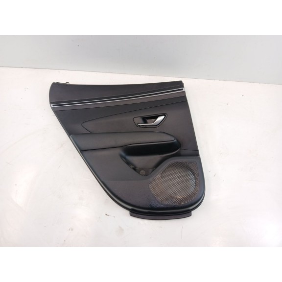 Recambio de guarnecido puerta trasera izquierda para hyundai tucson (nx4e, nx4a) 1.6 t-gdi referencia OEM IAM L83301  