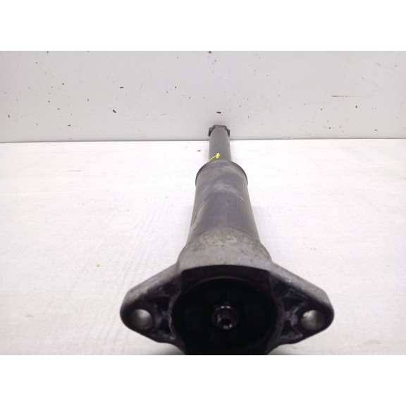 Recambio de amortiguador trasero izquierdo para mercedes-benz clase c w205 c200 bluetec referencia OEM IAM A2053208730  