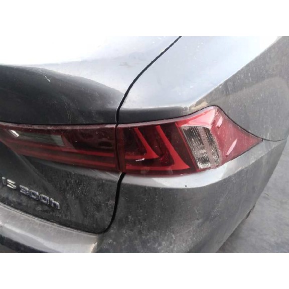 lexus is del año 2015