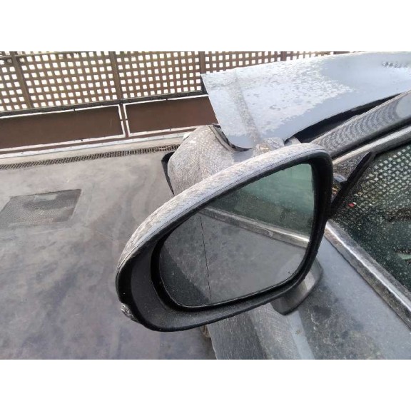 lexus is del año 2015