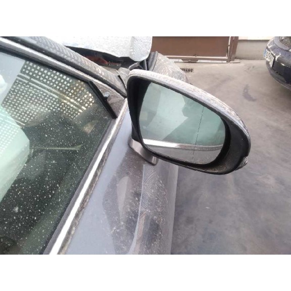 lexus is del año 2015