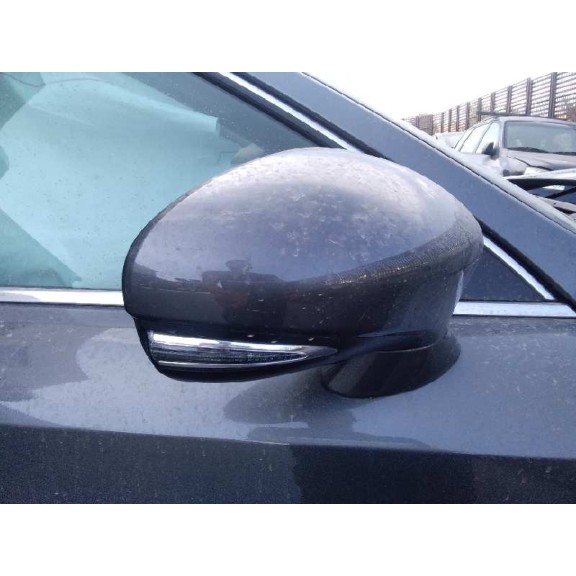 lexus is del año 2015