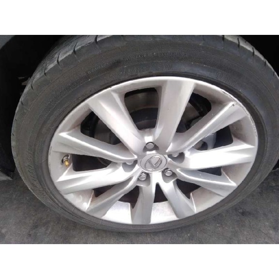 lexus is del año 2015