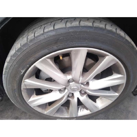 lexus is del año 2015