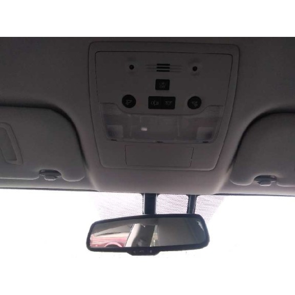 lexus is del año 2015