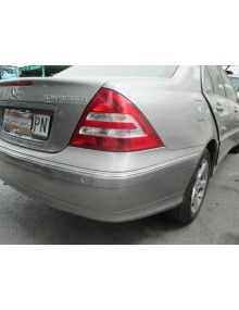 mercedes-benz clase c (w203) berlina del año 2005 2