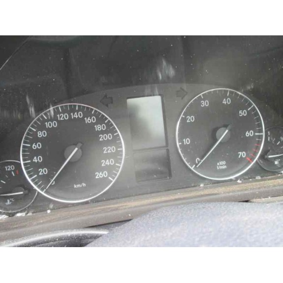 mercedes-benz clase c (w203) berlina del año 2005