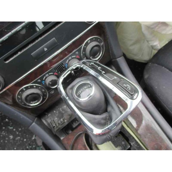 mercedes-benz clase c (w203) berlina del año 2005