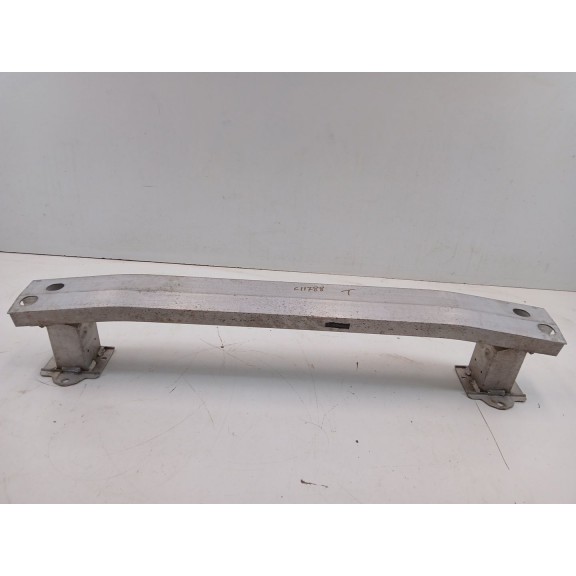 Recambio de refuerzo paragolpes delantero para lexus ct 200h referencia OEM IAM 5217176010  