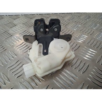 Recambio de cerradura maletero / porton para toyota yaris hybrid active referencia OEM IAM 6935002090 3 PINES 