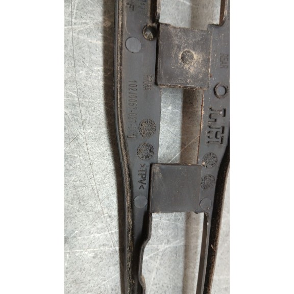 Recambio de barras techo para ford kuga ii (dm2) 2.0 tdci 4x4 referencia OEM IAM 102j0057027  