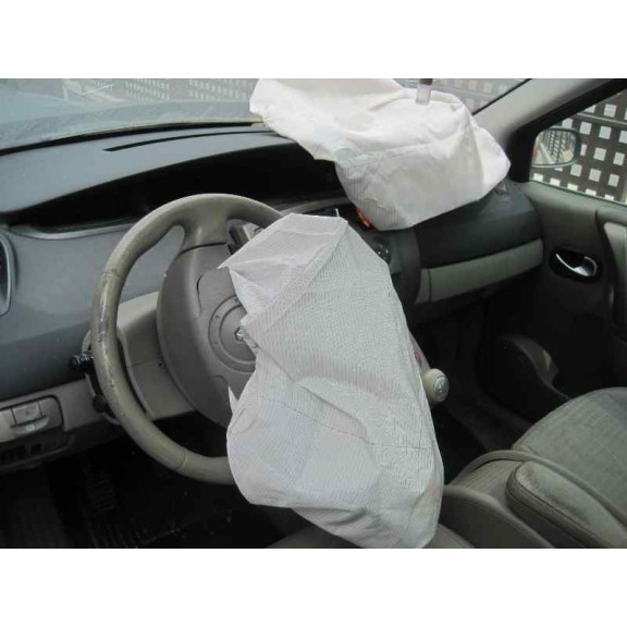 renault scenic ii del año 2003