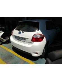 toyota auris del año 2012